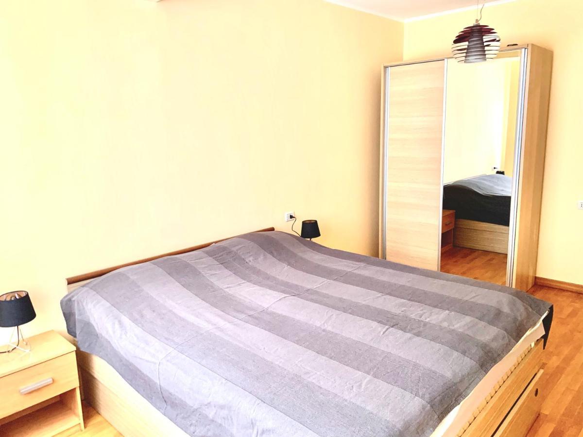 Apartment Amiryan Jerevan Buitenkant foto