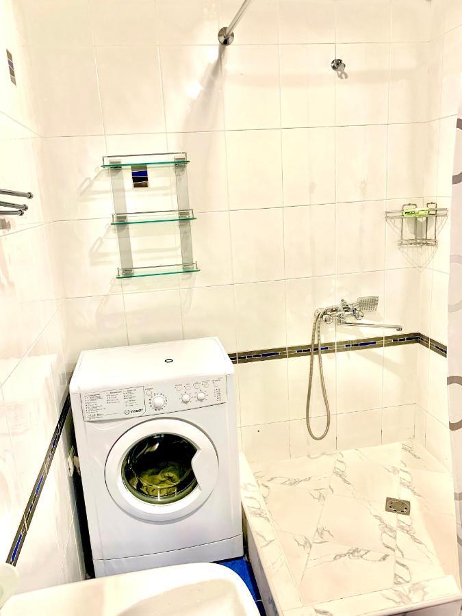 Apartment Amiryan Jerevan Buitenkant foto