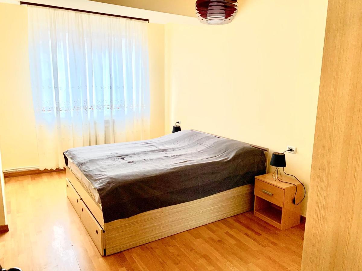 Apartment Amiryan Jerevan Buitenkant foto
