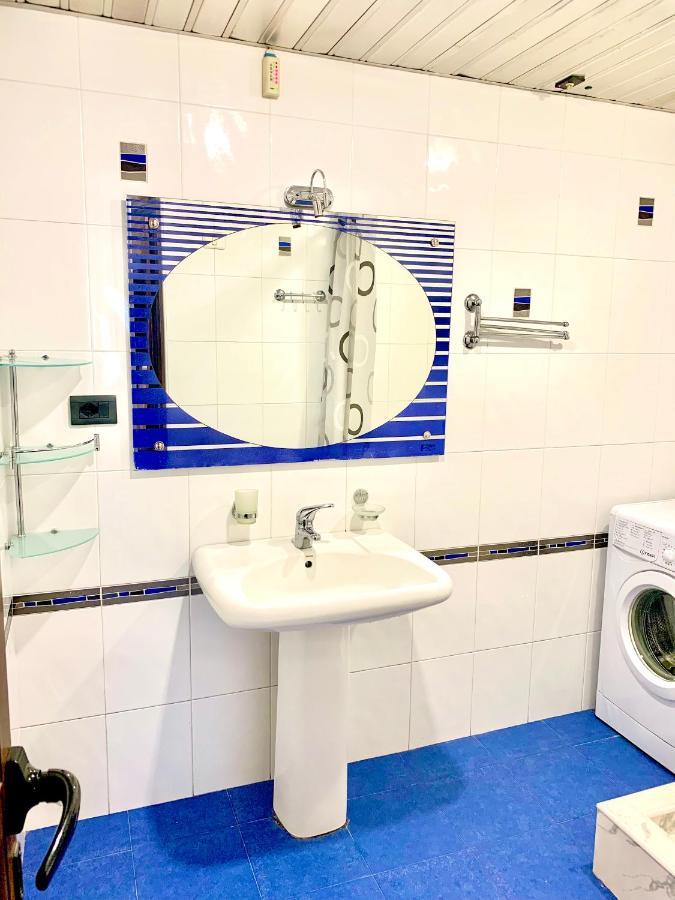 Apartment Amiryan Jerevan Buitenkant foto