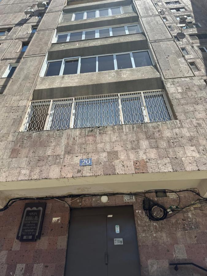 Apartment Amiryan Jerevan Buitenkant foto